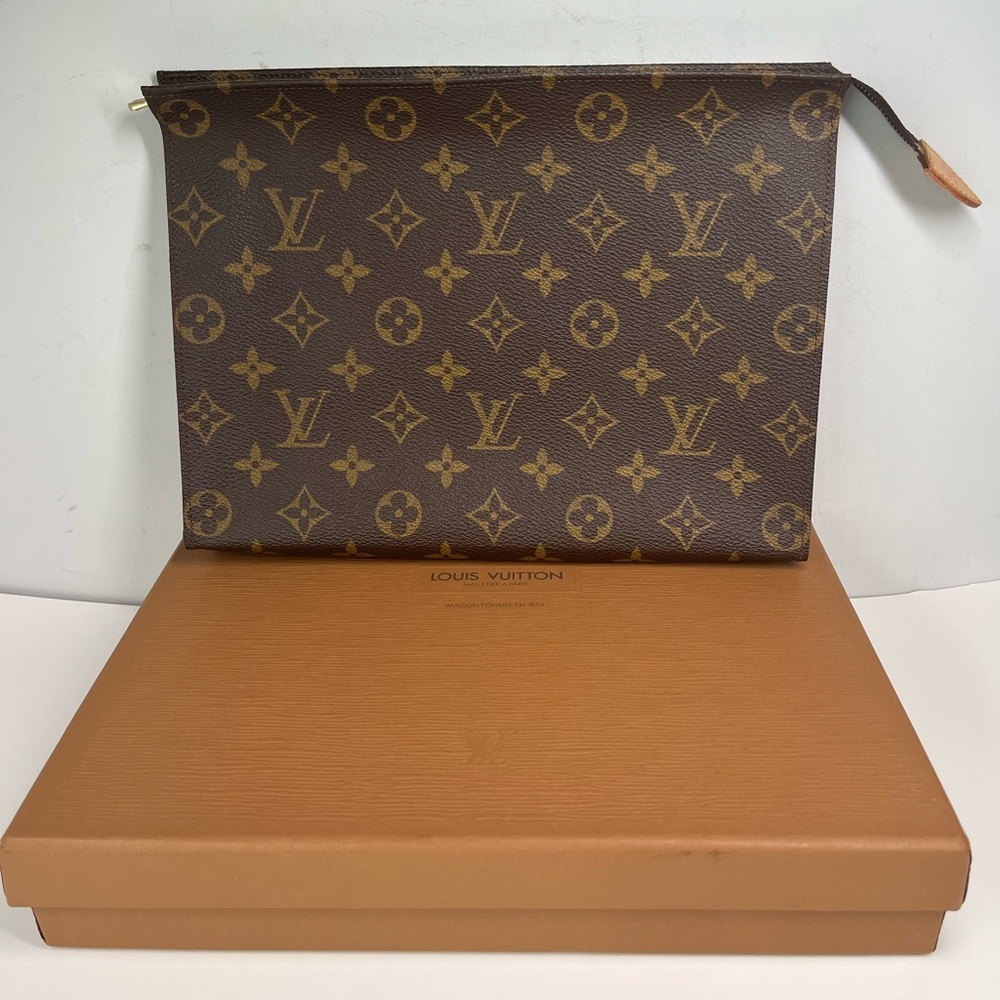 Authentic Louis Vuitton Monogram Toiletry Pouch 26
